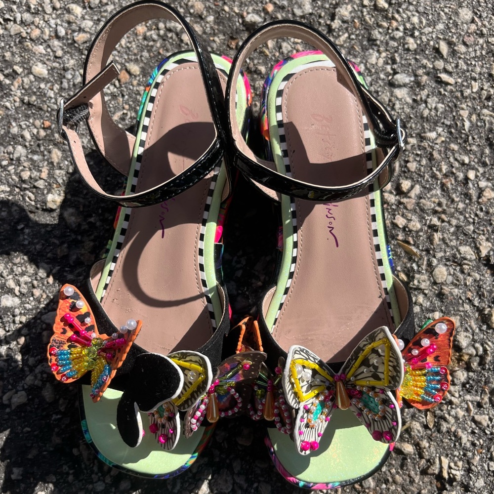 Betsy Johnson Butterfly Sandal size 3